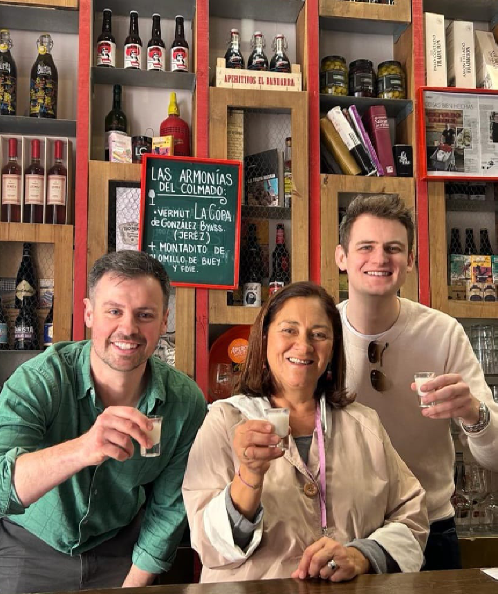 Proyecto nuevo-3-min maria en gastro tour con turistas